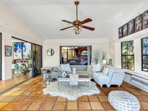 980 SW 70th Ave, Plantation FL 33317