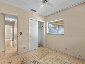2613 SW Natura Ave, Deerfield Beach FL 33441