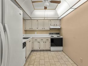 2613 SW Natura Ave, Deerfield Beach FL 33441