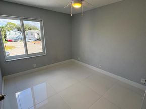 4243 Pine Hollow Circle, Greenacres FL 33463