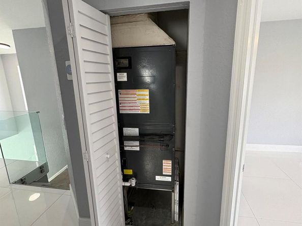 4243 Pine Hollow Circle, Greenacres FL 33463