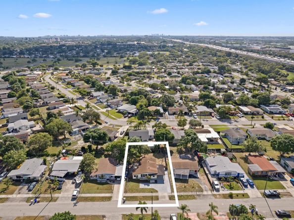 632 NW 19th Street, Pompano Beach FL 33060