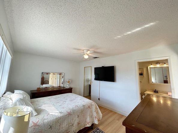 5780 Fernley Drive W 94, West Palm Beach FL 33415