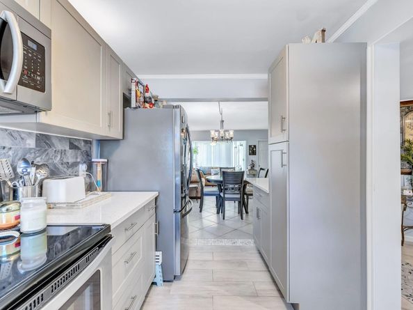 305 Congressional Way 305, Deerfield Beach FL 33442