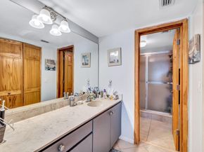 305 Congressional Way 305, Deerfield Beach FL 33442