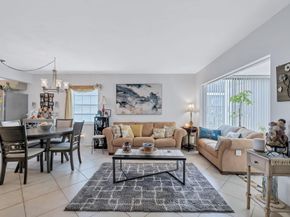 305 Congressional Way 305, Deerfield Beach FL 33442