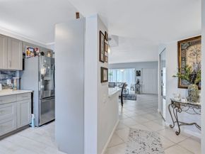 305 Congressional Way 305, Deerfield Beach FL 33442