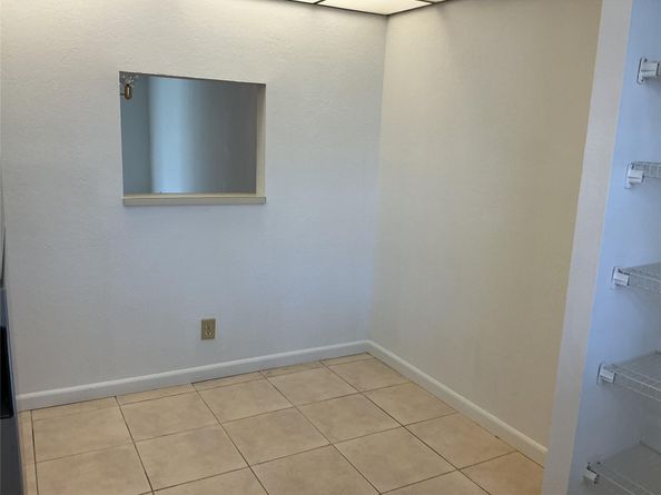 9481 Sunrise Lakes Blvd 102, Sunrise FL 33322