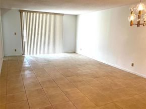 9481 Sunrise Lakes Blvd 102, Sunrise FL 33322