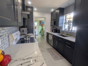 1313 NW 58th Ave, Margate FL 33063