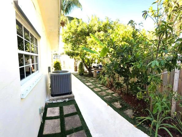 1313 NW 58th Ave, Margate FL 33063