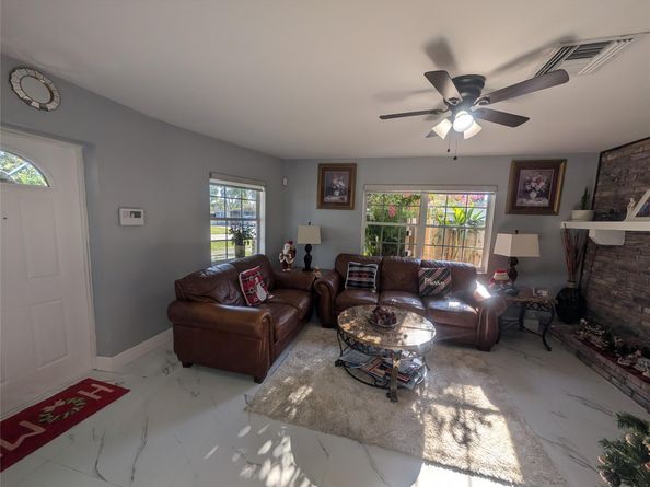 1313 NW 58th Ave, Margate FL 33063