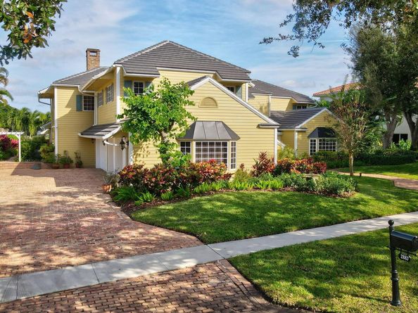 2883 Banyan Boulevard Circle NW, Boca Raton FL 33431