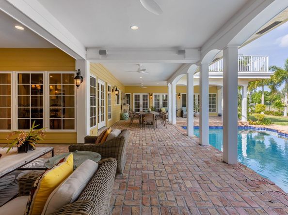 2883 Banyan Boulevard Circle NW, Boca Raton FL 33431