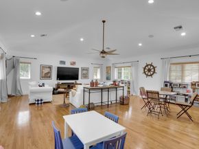 2883 Banyan Boulevard Circle NW, Boca Raton FL 33431