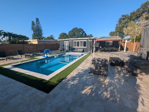 1716 SW 43rd Ave, Fort Lauderdale FL 33317