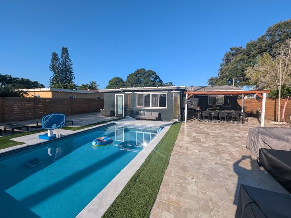 1716 SW 43rd Ave, Fort Lauderdale FL 33317