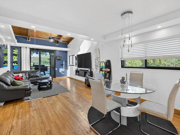 4491 Crystal Lake Drive 201a, Deerfield Beach FL 33064