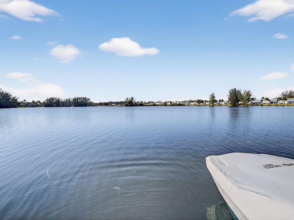 4491 Crystal Lake Drive 201a, Deerfield Beach FL 33064