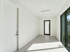 1525 NE 15th Ave, Fort Lauderdale FL 33304