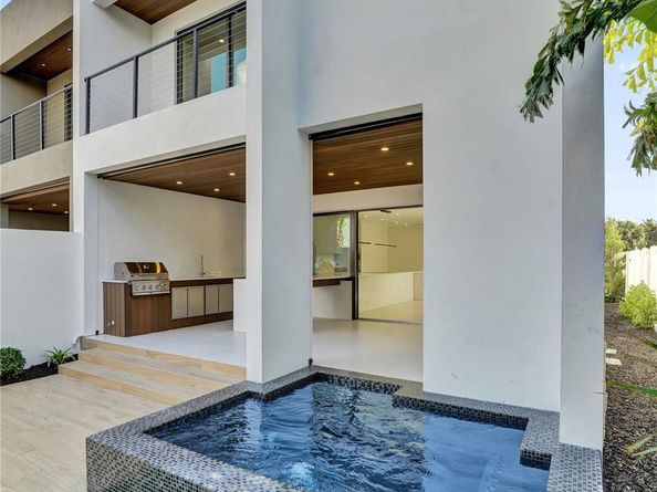 1525 NE 15th Ave, Fort Lauderdale FL 33304