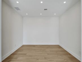 1525 NE 15th Ave, Fort Lauderdale FL 33304