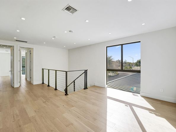 1525 NE 15th Ave, Fort Lauderdale FL 33304