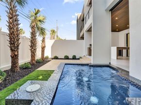 1525 NE 15th Ave, Fort Lauderdale FL 33304