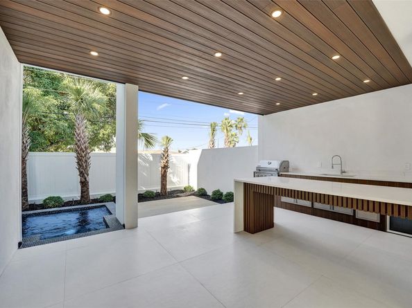 1525 NE 15th Ave, Fort Lauderdale FL 33304