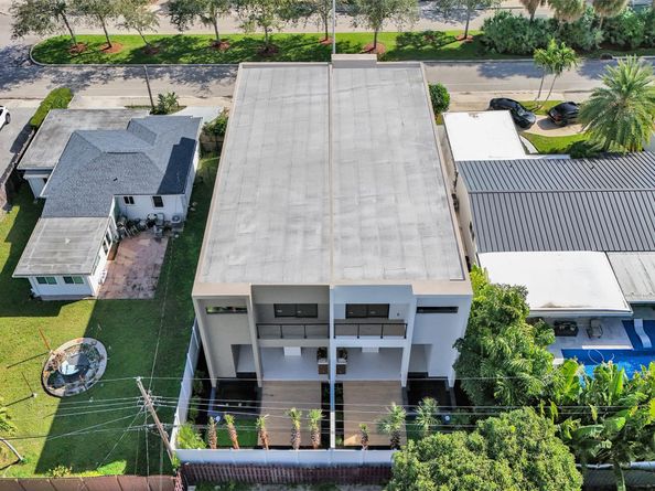 1525 NE 15th Ave, Fort Lauderdale FL 33304