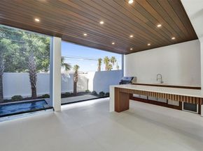 1525 NE 15th Ave, Fort Lauderdale FL 33304