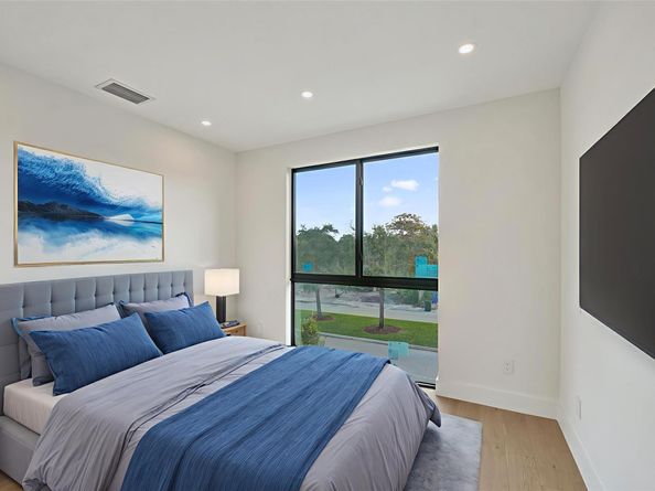 1525 NE 15th Ave, Fort Lauderdale FL 33304