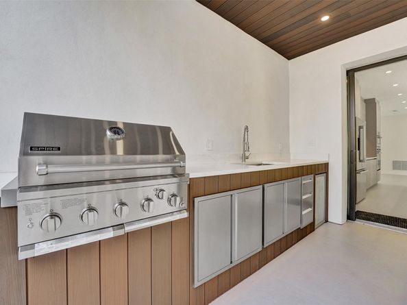 1525 NE 15th Ave, Fort Lauderdale FL 33304