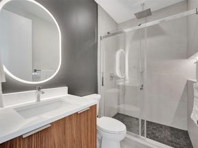 1525 NE 15th Ave, Fort Lauderdale FL 33304