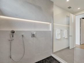 1525 NE 15th Ave, Fort Lauderdale FL 33304