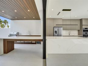 1525 NE 15th Ave, Fort Lauderdale FL 33304