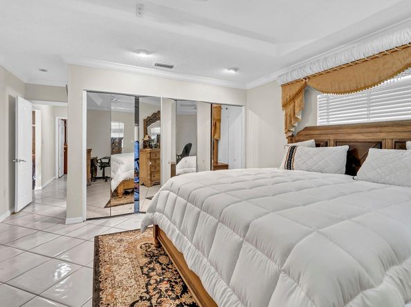 8008 NW 102 Way, Tamarac FL 33321