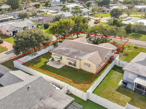 8008 NW 102 Way, Tamarac FL 33321