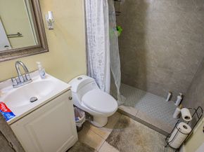 250 NW 83rd St, Miami FL 33150