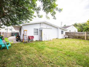 250 NW 83rd St, Miami FL 33150