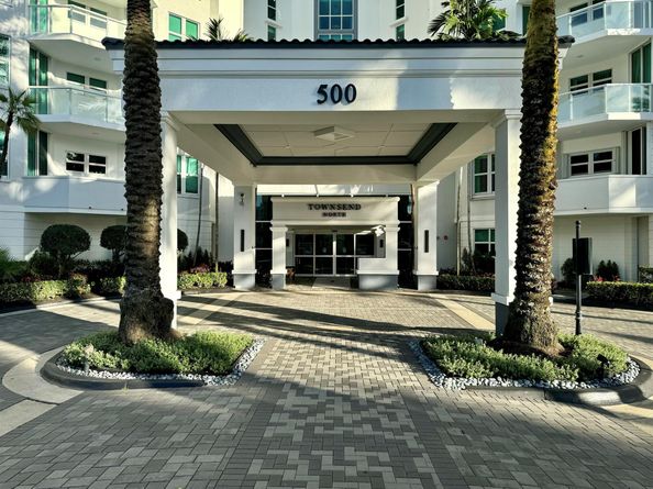 550 SE Mizner Boulevard B204, Boca Raton FL 33432