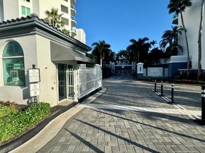 550 SE Mizner Boulevard B204, Boca Raton FL 33432