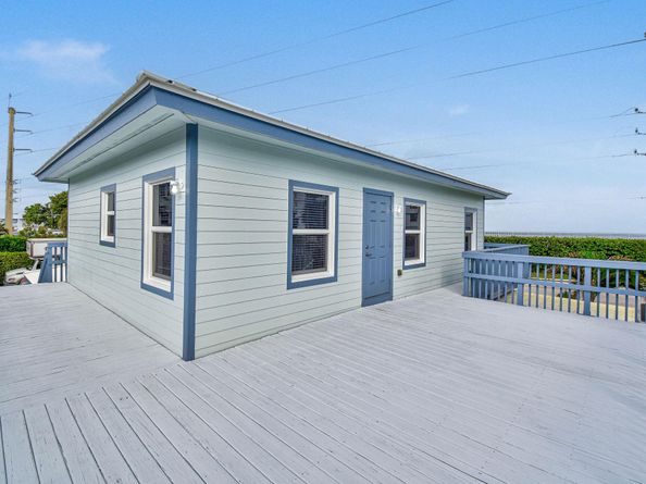 941 Ocean Drive, Juno Beach FL 33408