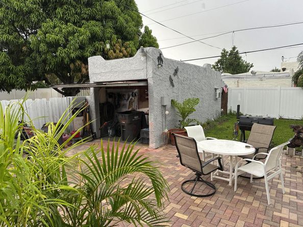 717 Hansen Street, West Palm Beach FL 33405