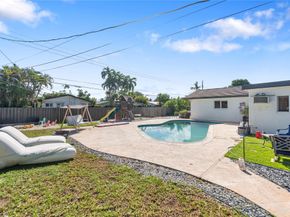 4916 Buchanan St, Hollywood FL 33021