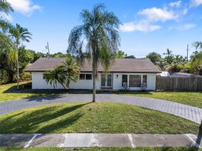 4916 Buchanan St, Hollywood FL 33021