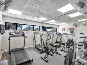 6369 Lakemont Circle, Greenacres FL 33463