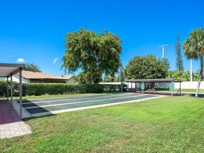 6369 Lakemont Circle, Greenacres FL 33463