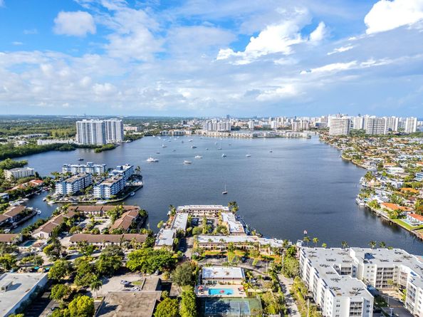 16503 NE 27th Pl 19, North Miami Beach FL 33160