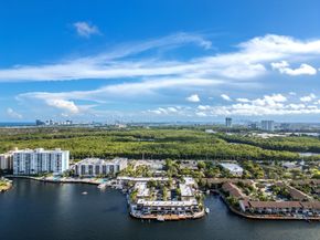 16503 NE 27th Pl 19, North Miami Beach FL 33160